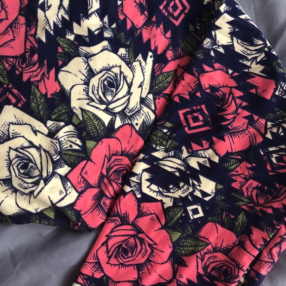 NWOT OS LuLaRoe Leggings - Picture 2 of 3